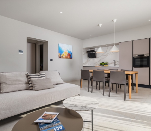 4R Luksuzna rezidencija u Rovinju / Dvosobni apartman sa terasom EUFEMIJA
