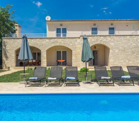 Rustikale Villa / Diletta mit Pool und Garten