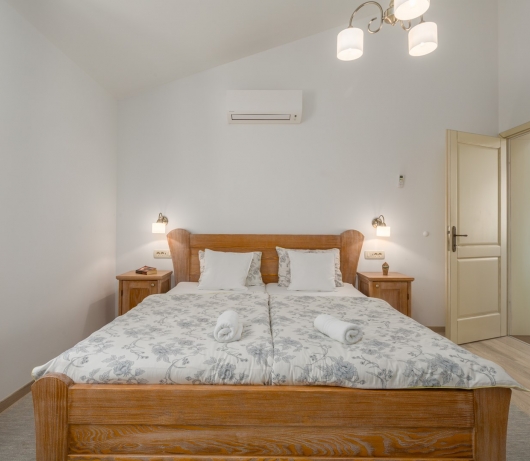 Charming villa Marina with pool near Poreč