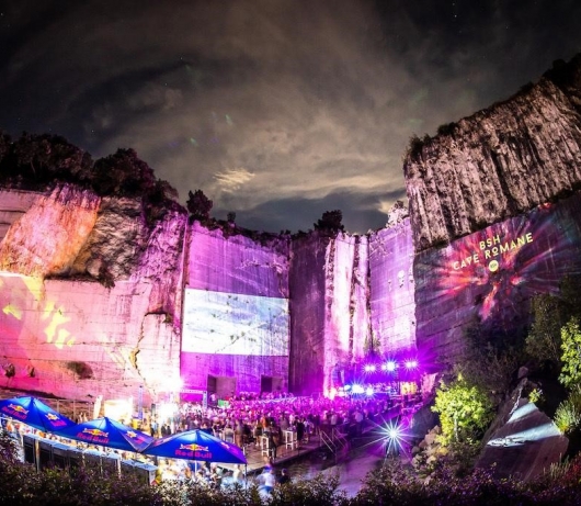 Holiday House Cave Romana