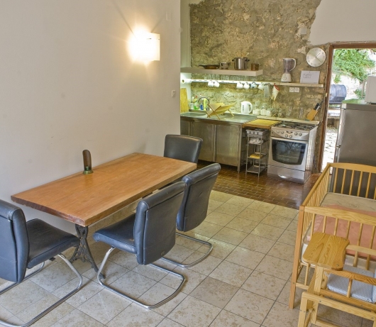 Holiday House Cave Romana
