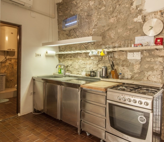 Holiday House Cave Romana