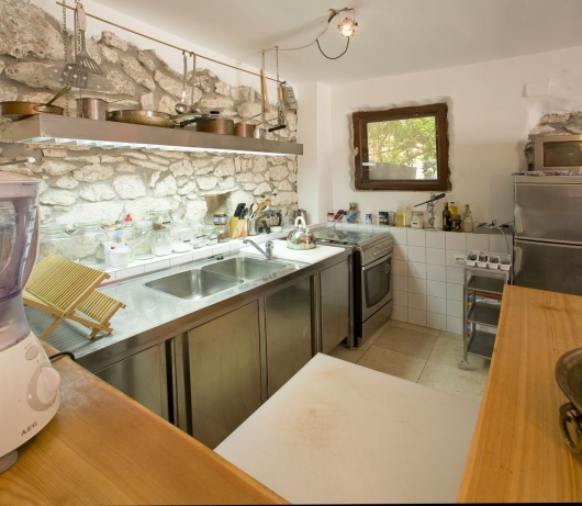 Holiday House Cave Romana