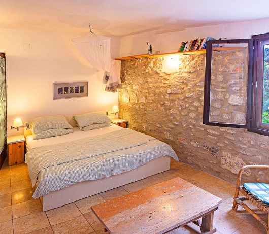 Holiday House Cave Romana