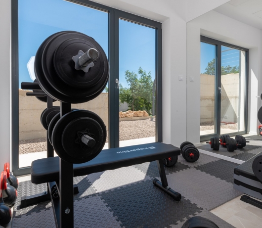 Villa Ultima with sea view, private pool, jacuzzi, gym and sauna