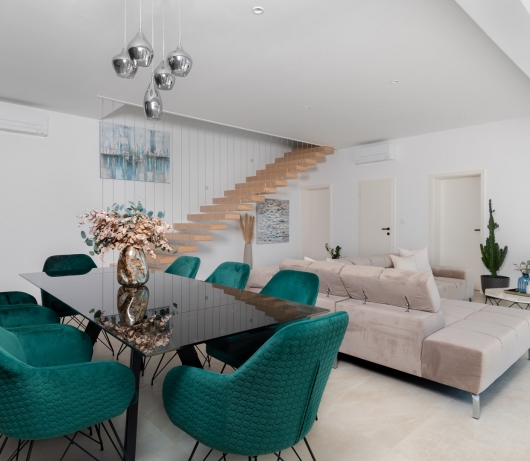 Villa Aristea with sea view, jacuzzi and infinity pool
