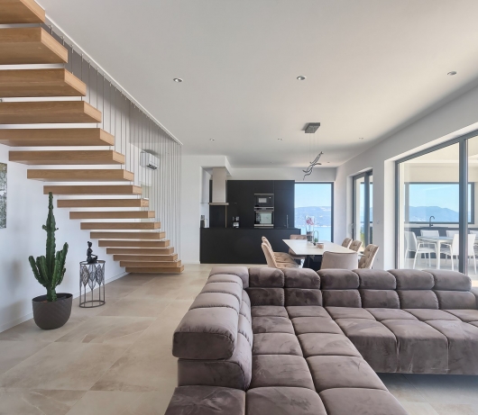 Villa Ateneum with sea view, jacuzzi and infinity pool