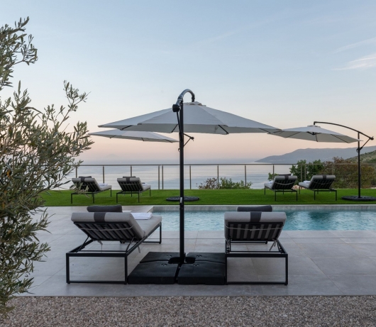 Villa Atrium with private pool, sea view, jacuzzi, gym and sauna