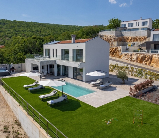 Villa Atrium with private pool, sea view, jacuzzi, gym and sauna