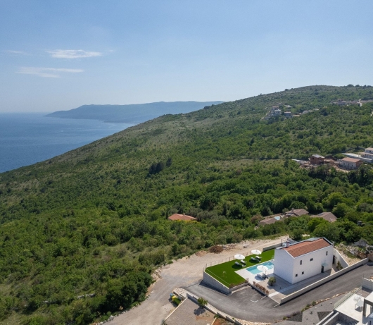 Villa Atrium with private pool, sea view, jacuzzi, gym and sauna