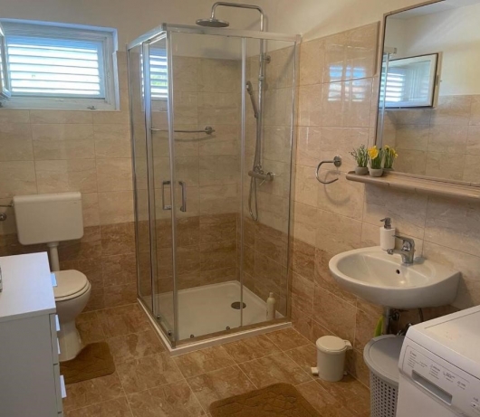 Ferienhaus Ante mit schönem Privatgarten