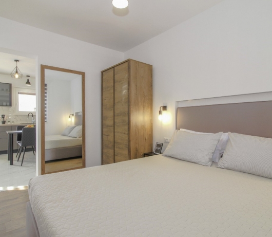 Apartments Doris / Studio for 2 with balcony