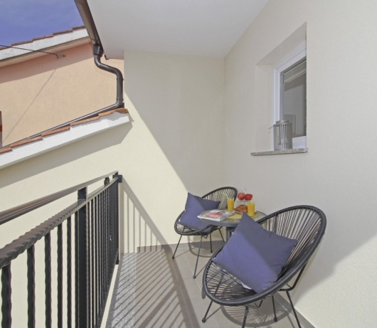 Apartments Doris / Studio for 2 with balcony