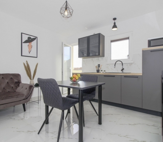 Apartments Doris / Studio for 2 with balcony