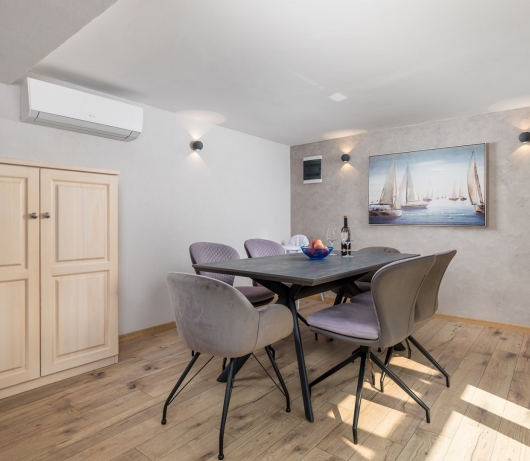 Villa Ivona mit beheiztem Pool in Rovinj
