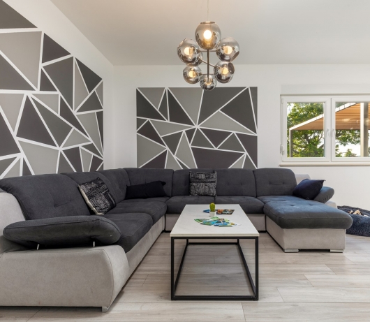 Moderne Villa Blue Lagoon mit Swimmingpool und Whirlpool