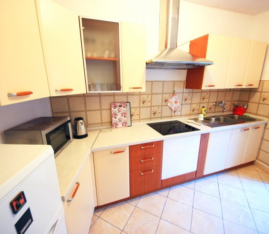 Lovely Studio apartment Damuggia with terrace