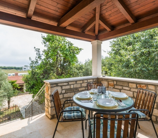 Holiday house ANNA, near the beach with huge private garden