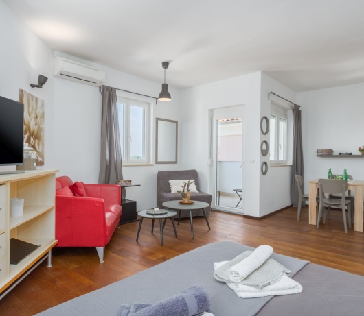 Rovinj Apartments / Deluxe studio with terrace