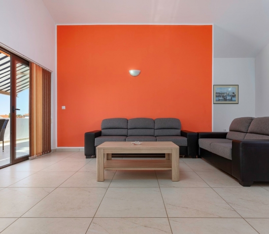 Comfort apartments with pool for adults in Medulin / One-bedroom A1