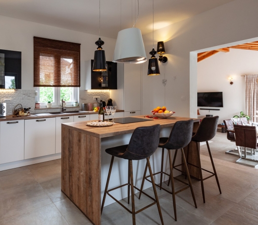 Five bedroom villa Emily with pool in Medulin