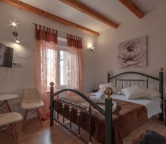 Five bedroom villa Emily with pool in Medulin