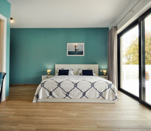 Modern Villa with 4 bedrooms and pool near Pula