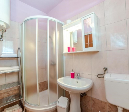 Guest House Marica, one-bedroom apartment with terrace A1