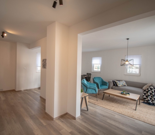 Diminici Villas / 4 bedroom villa with sea view 13B