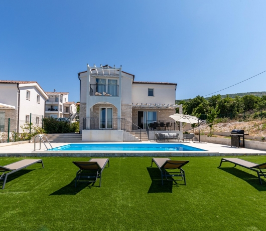 Diminici Villas / 4 bedroom villa with pool and sea view 21B