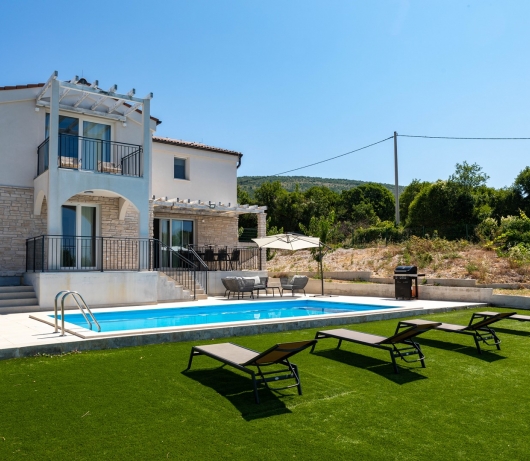 Diminici Villas / 4 bedroom villa with pool and sea view 21B