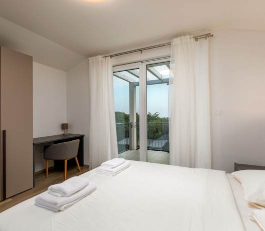 Diminici Villas / 4 bedroom villa with pool and sea view 21B