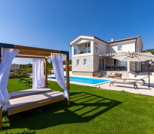 Diminici Villas / 4 bedroom villa with pool and sea view 20A
