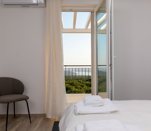 Diminici Villas / 5 bedroom villa with pool and panoramic sea view 2F