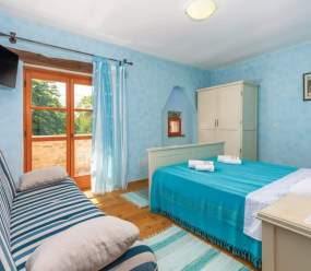 Rustic Villa Benina Rossa 1 with huge garden