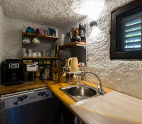 EventHouse / Two-bedroom apartment with balcony and BBQ area A2