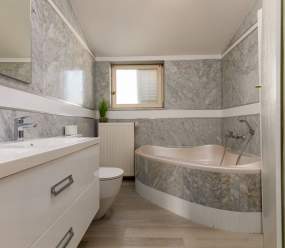 EventHouse / Two-bedroom apartment with balcony and BBQ area A3