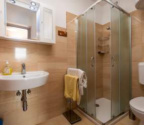 Rovinj City Studio/ App with balcony, parking, kitchenette for couples A1
