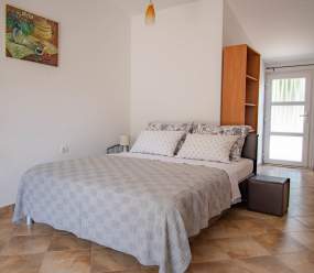 Apartments Betty / Comfort Studio for 2 persons near beach