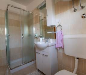 Apartments Betty / Comfort Studio for 2 persons near beach
