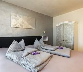 EventHouse / Two-bedroom apartment with balcony and BBQ area A1