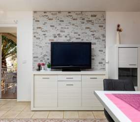 EventHouse / Two-bedroom apartment with balcony and BBQ area A1