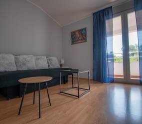 Apartments Betty / Two-bedroom apartment for up to 6 persons with terrace, parking, garden view