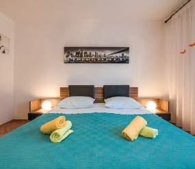 Apartments Fiorela / Two-bedroom apartment with balcony, parking, and sea view