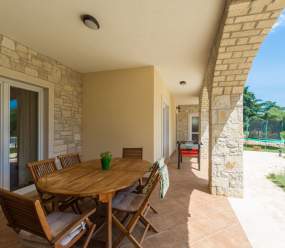 Villa Diletta con piscina e giardino