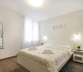 Apartments Elias / One-Bedroom Apartment in Rovinj Old Town