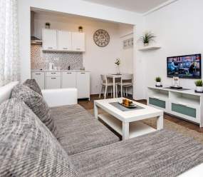 Apartments Elias / One-Bedroom Apartment in Rovinj Old Town