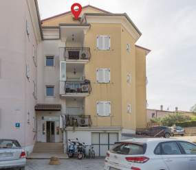 Rovinj Apartments / Komfortapartment mit Terrasse