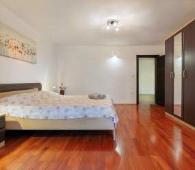 Family apartments Medulin / A5 One-bedroom apartment Love with shared pool and parking for 4 persons