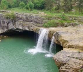 Holiday home with private pool and garden in central Istria / Tervis